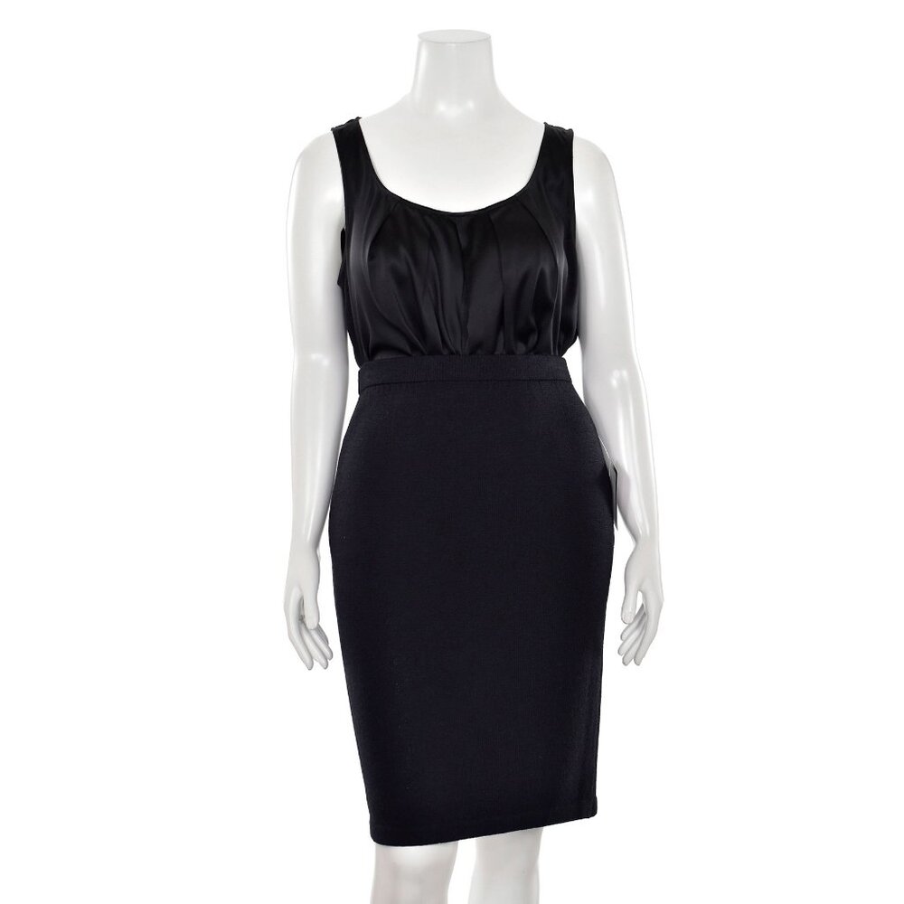 St. John Knits Scoop Neck Pleated Shell in Black sz L